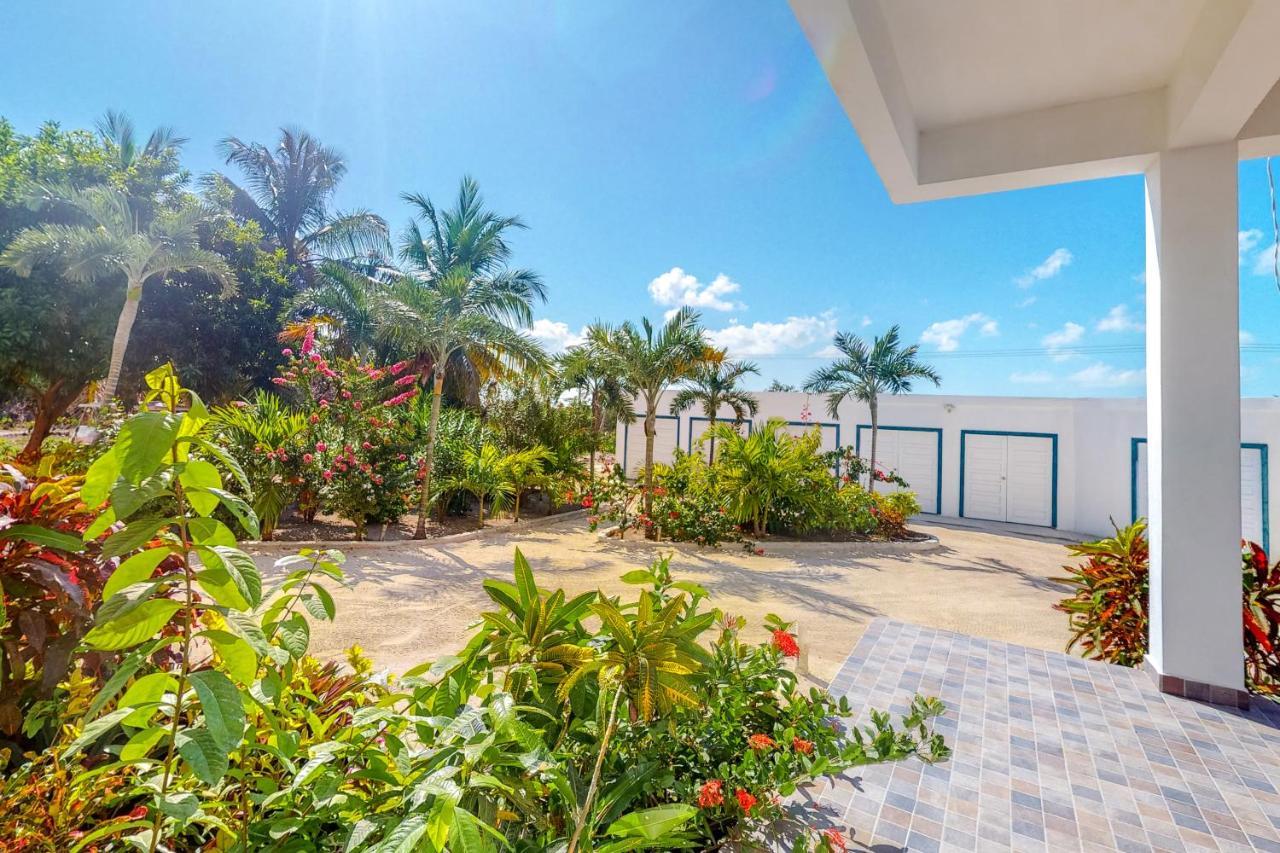 Blue Water Beach Villas San Pedro  Kültér fotó